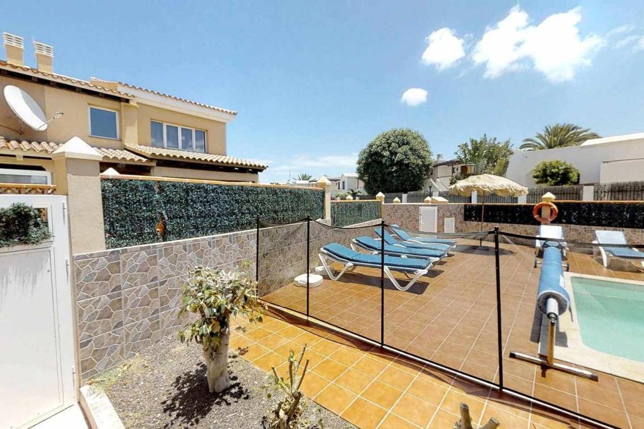 Anju Villas Villa At 100 Meters Far Of The Beach Corralejo Bagian luar foto