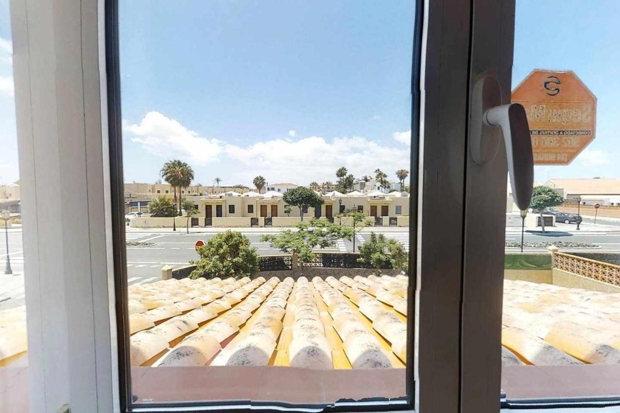 Anju Villas Villa At 100 Meters Far Of The Beach Corralejo Bagian luar foto